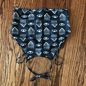La Hearts Active crop top